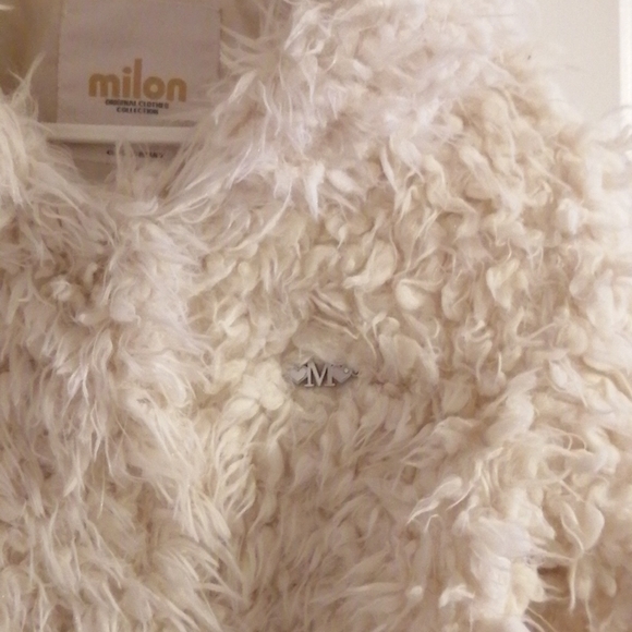 Girls Hoodie Faux Fur Sweater size 6 - Picture 2 of 6